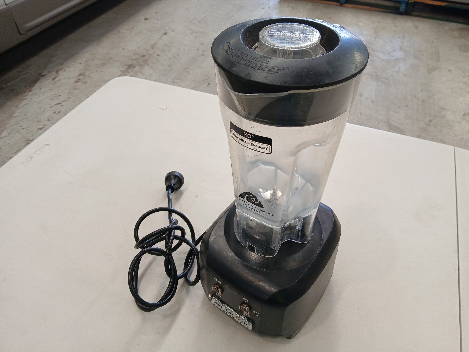 <p>Hamilton Beach Commercial Rio Bar Blender</p>