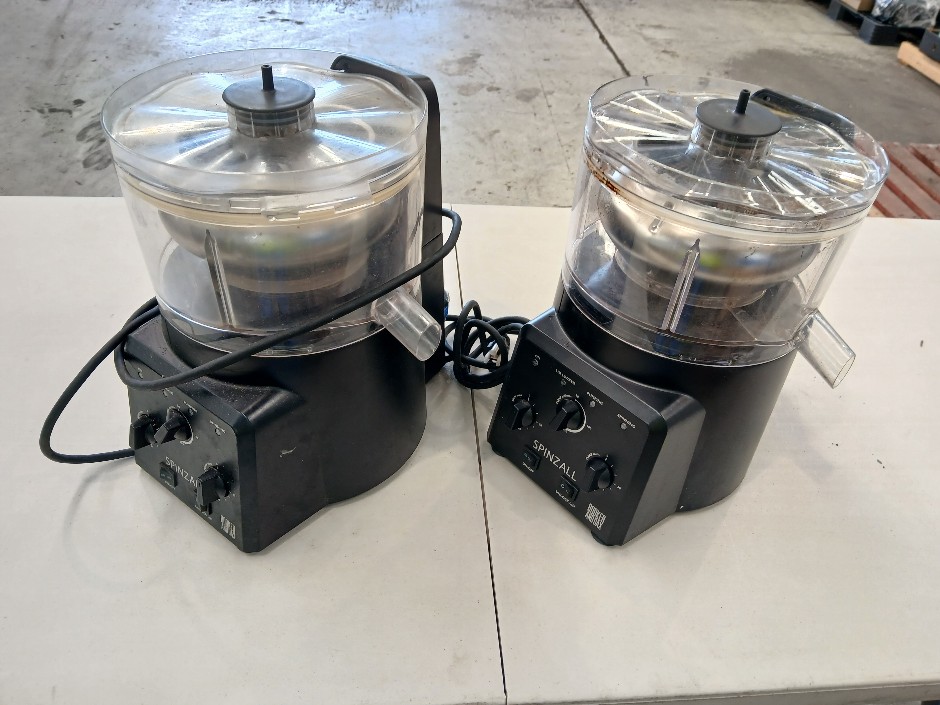 <p>Booker And Dax Spinzall Culinary Centrifuge x2</p>