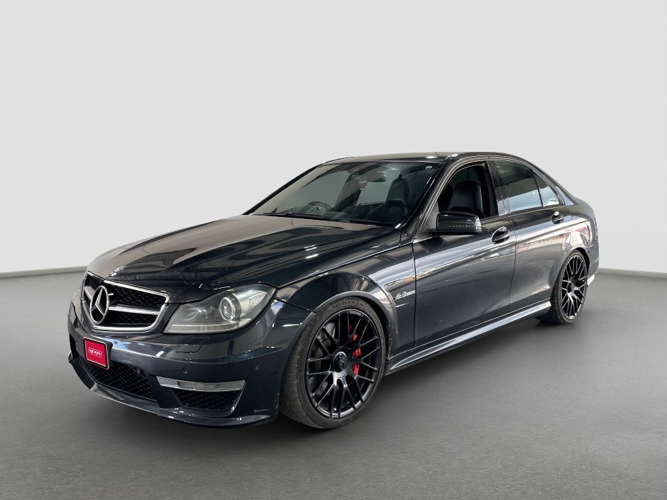 2013 Mercedes-Benz C-Class C63 AMG Performance Package Petrol