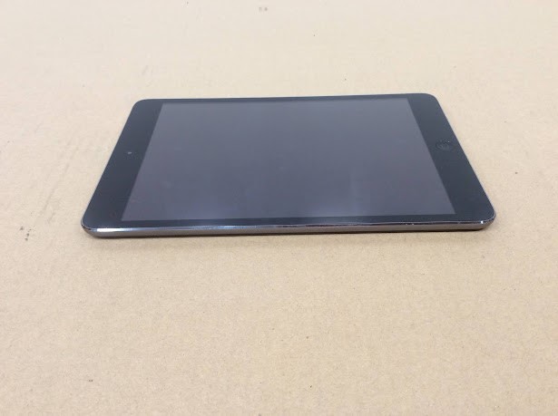 APPLE IPAD MINI 2 A1489 Tablet A7 16GB