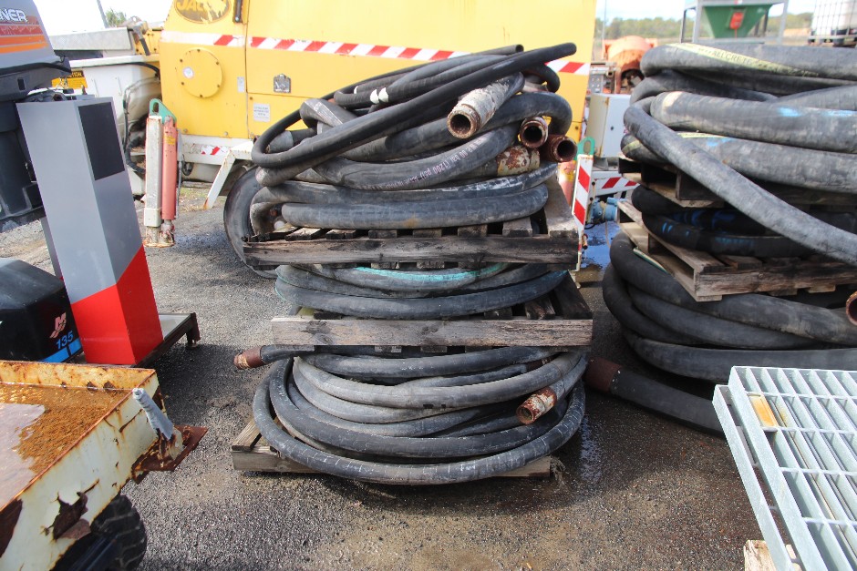 <p>Concrete Pump Hoses (Sticker 13)</p>