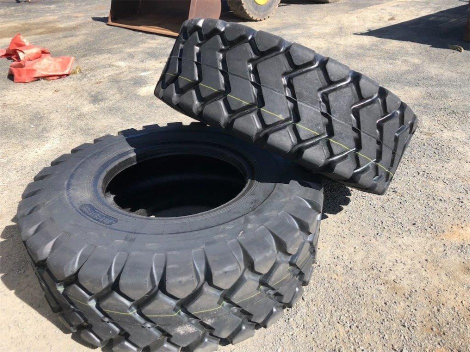<p>Quantity of 2 17.5-25 Earthmoving Tyres (Unused)</p>