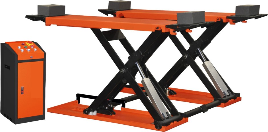 <p>Mobile Mid Rise Car Scissor Lift / Hoist (Unused)</p>