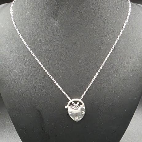 Designer Plain Locket Necklace in Silver