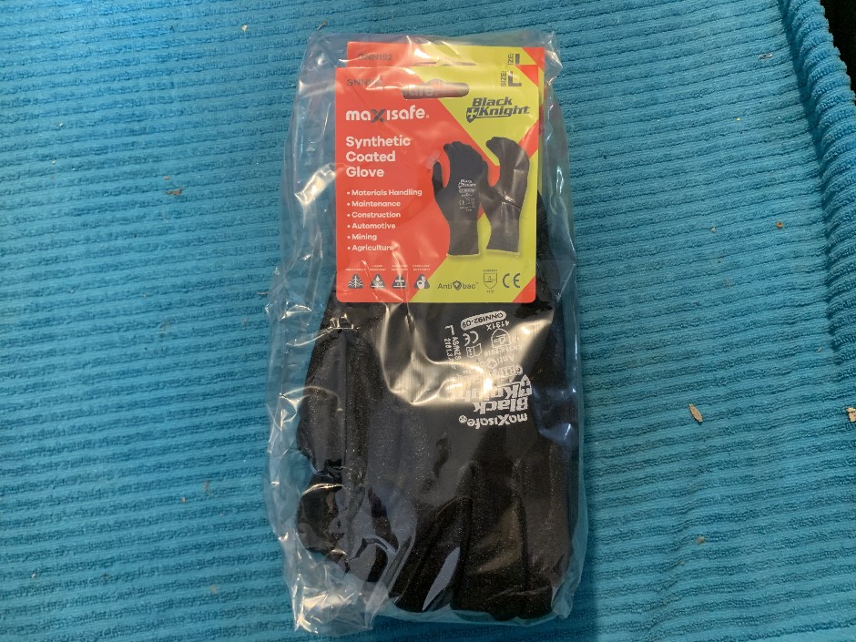 12 x Pairs of Maxisafe Synthetic Coated Glove (Unused)