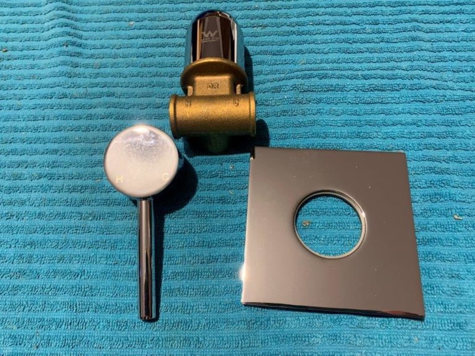 1 x Concealed Shower Mixer with 35mm Diameter Cartridge (Unused)