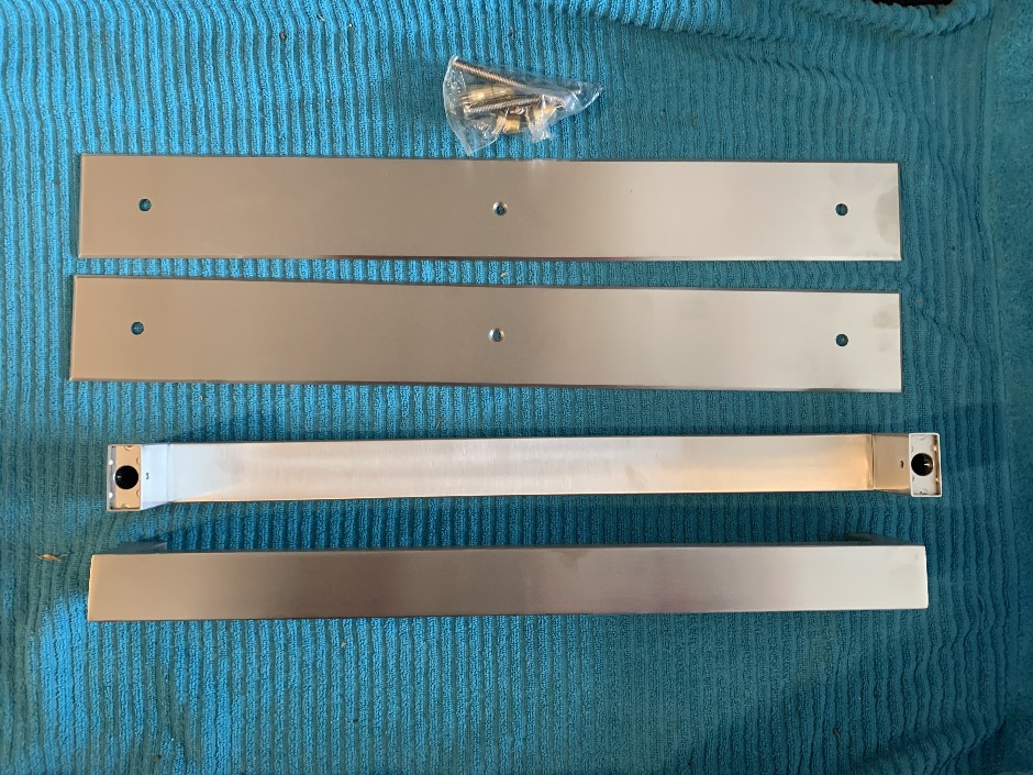1 x Set of SS Back to Back Pull Handle on Plate Sets (Unused)