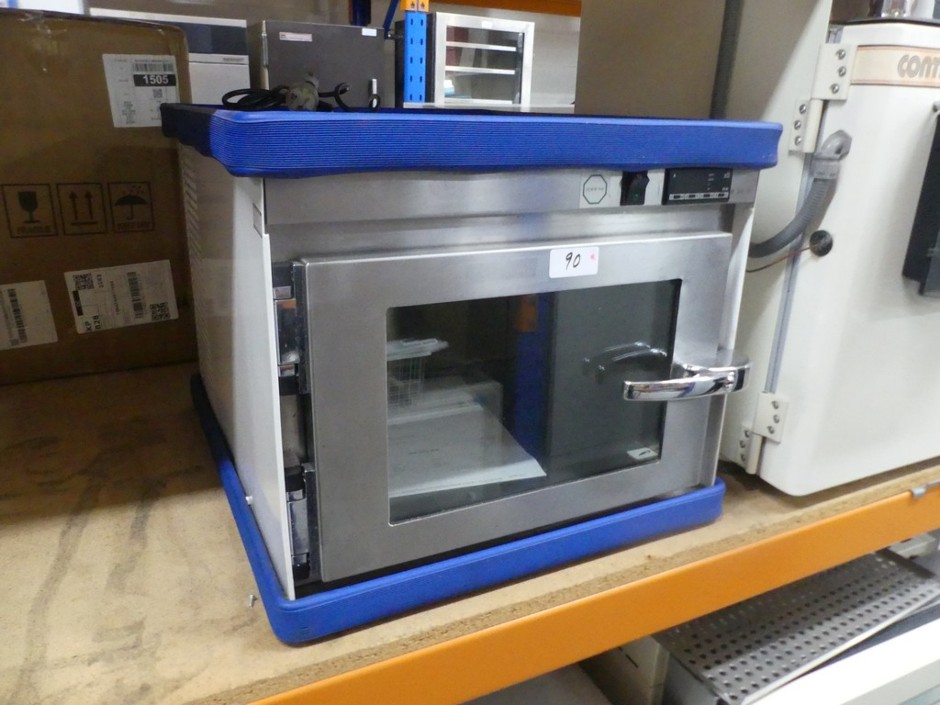 <p>Freezer +10C To -20C 30 Litre Capacity Bench Top Front Loading</p>