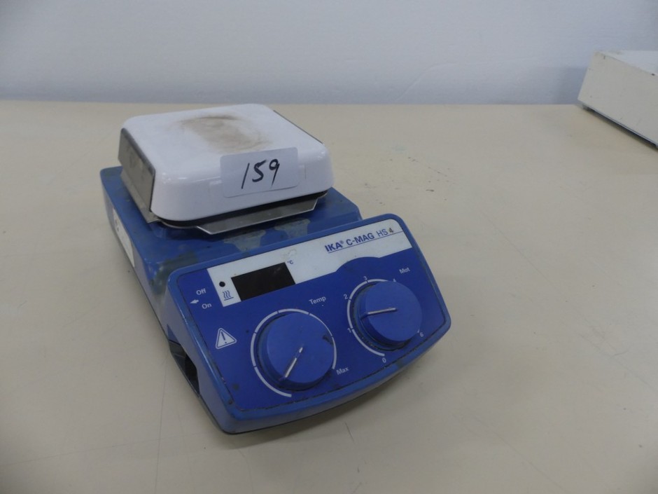 <p>Hotplate Magnetic Stirrer Variable Speed & Temperature Control</p>