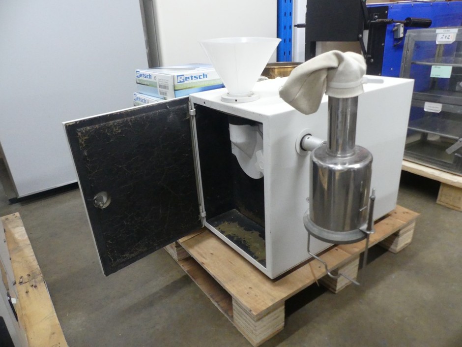 Hammer Type Cyclone Mill with Integrated Soundproof Casing