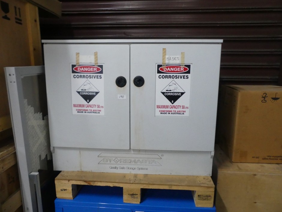 Corrosives liquids storage cabinet non-metallic 100 litre capacity + she