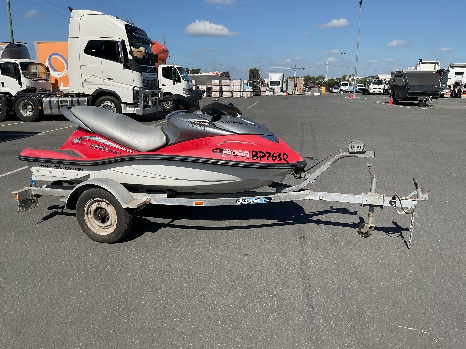 2004 Polaris MSX140 Jetski