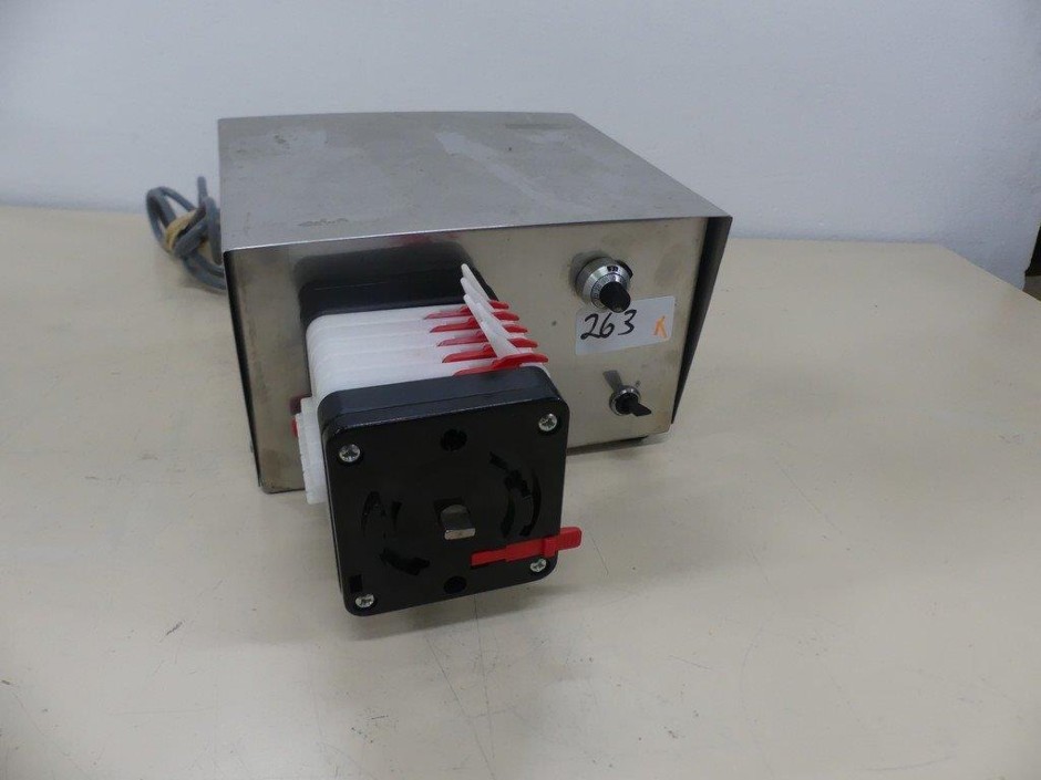 <p>Peristaltic Pump 5 Channel Single Direction Variable Speed</p>