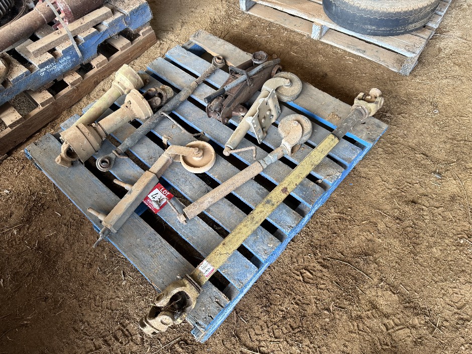 <p>Pallet of Assorted Spares</p>