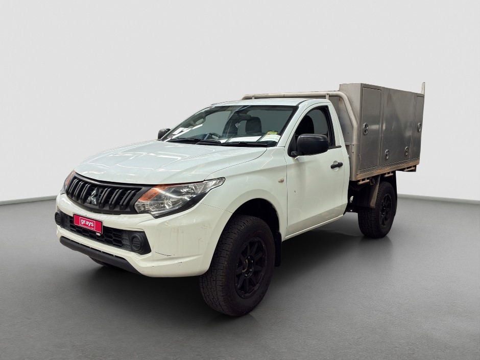 2018 Mitsubishi Triton GLX Diesel