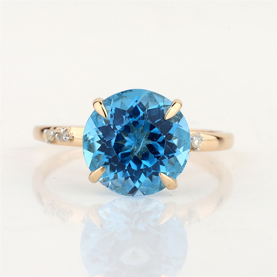 Yellow Gold Natural Swiss Blue Topaz & Diamond Ring with IGI valuation