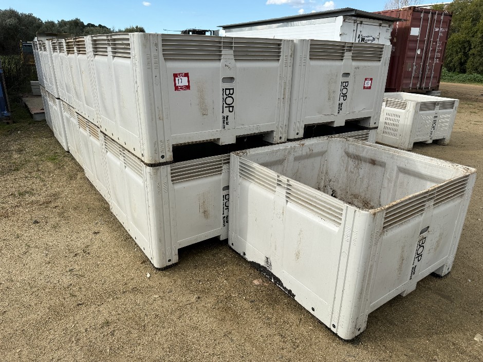 <p>Fruit Bins (Quantity 11)</p>