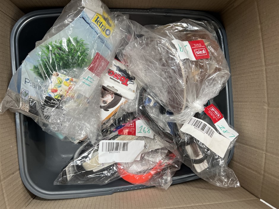 8 x Assorted Pet Products. NB: Photo as is. Some Not in Original Packaging,