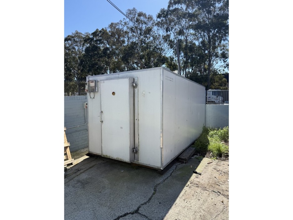 <p>20ft Portable Freezer</p>