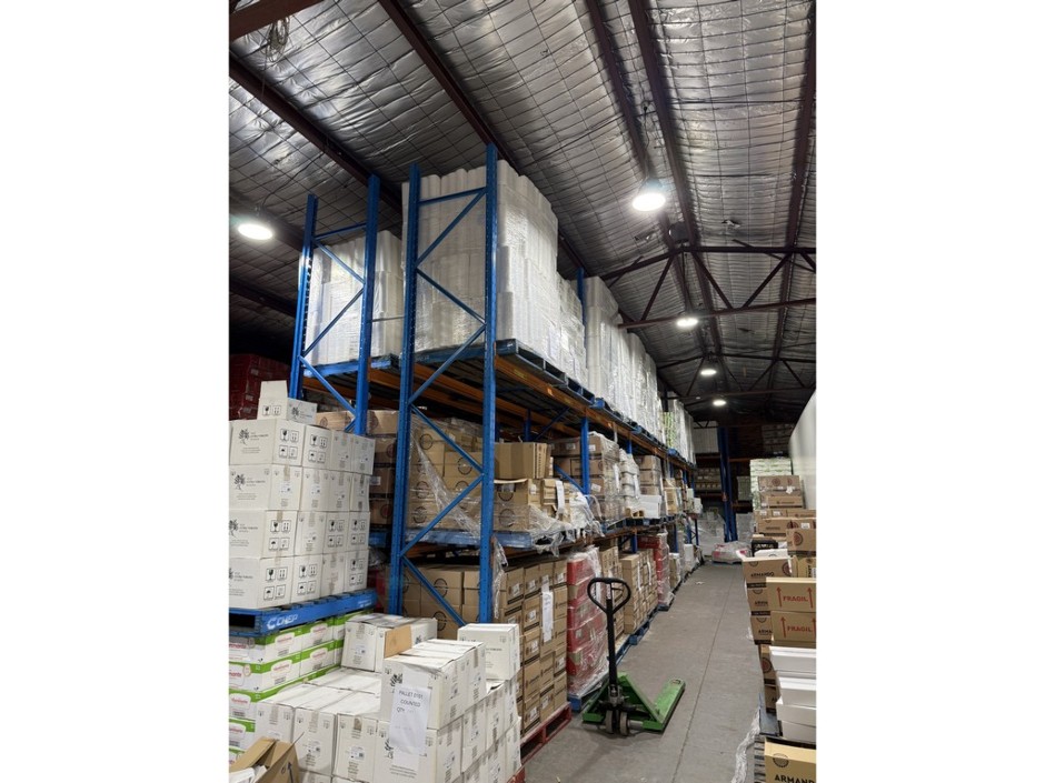 <p>Pallet Racking Uprights (Blue) 4.8m, Qty x18</p>