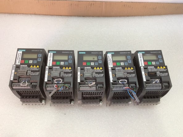 Siemens SINAMICS V20 Frequency Converter (Lot of 5)