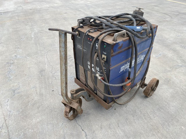 <p>Uniplas 120/90/60 Plasma Cutter</p>