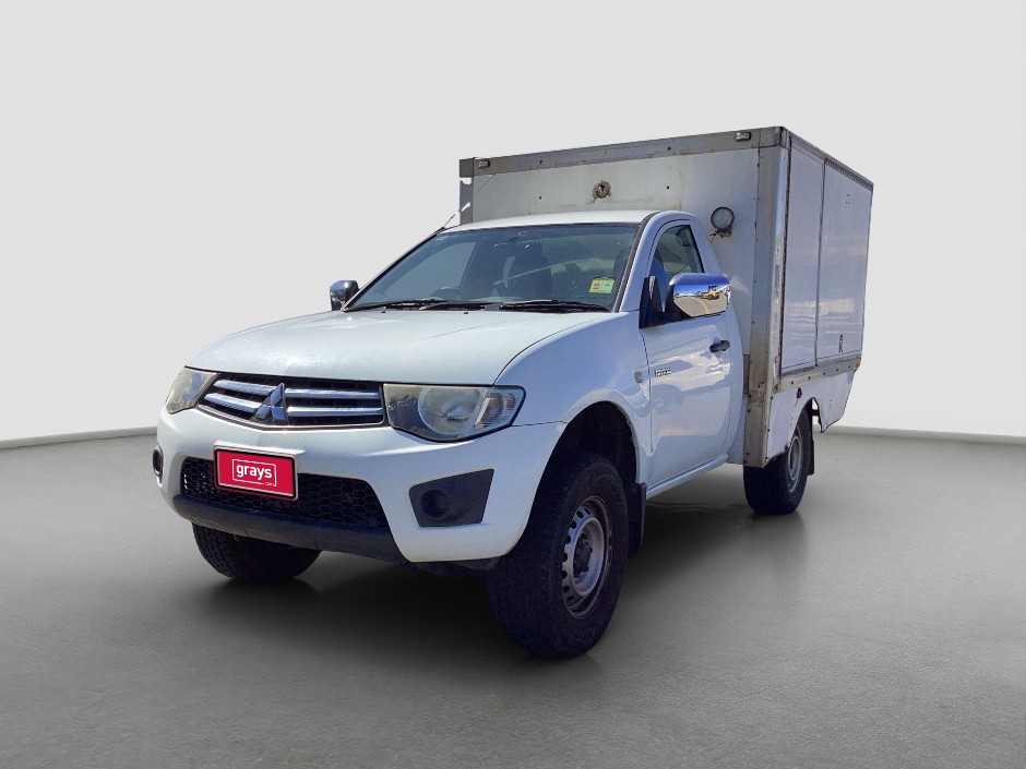 2011 Mitsubishi Triton GLX Diesel