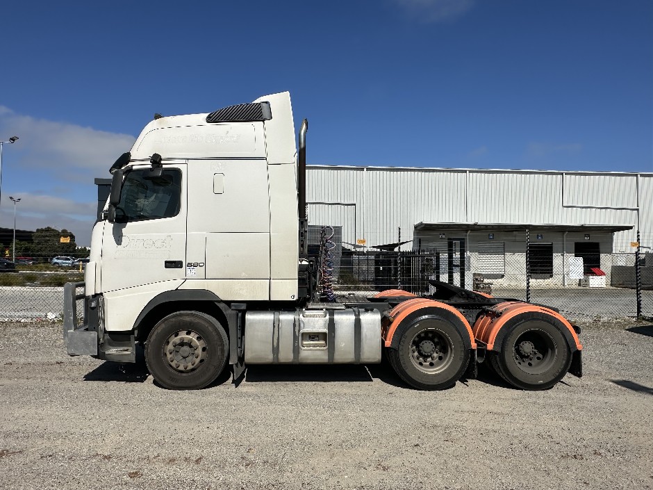 2009 Volvo FH16 580 6x4 Prime Mover
