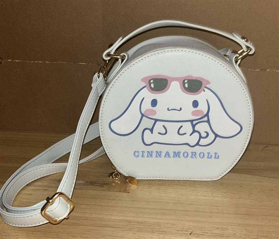 Sanrio Cinnamoroll Round Crossbody Bag