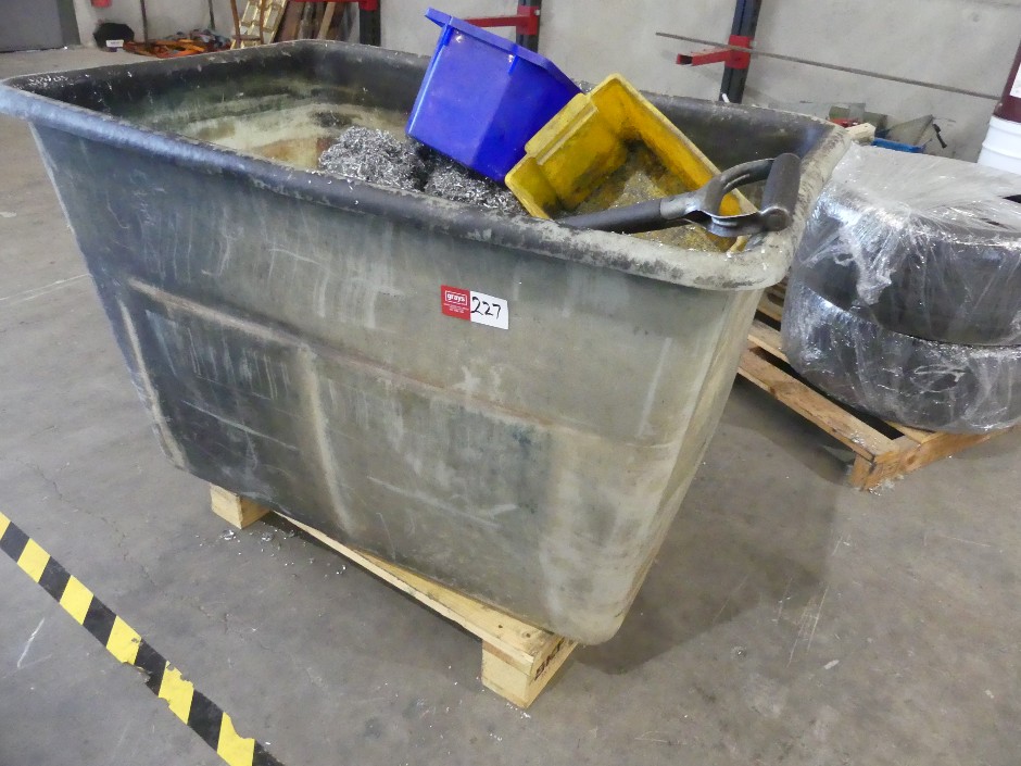 <p>Bin Trolley</p>