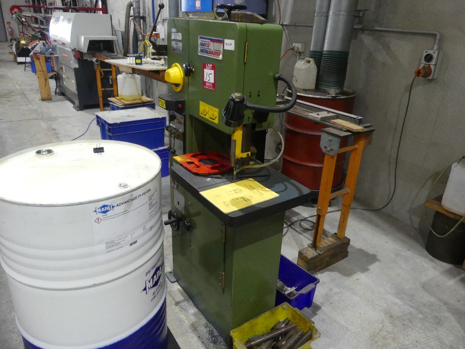 <p>Hafco VB-300 Vertical Band Saw</p>
