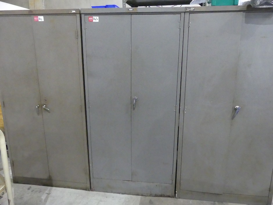 2 Door Metal Cabinet