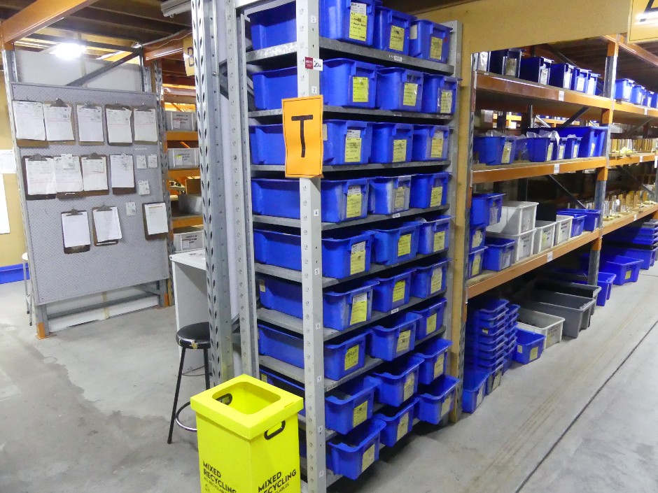 <p>Shelving Unit</p>