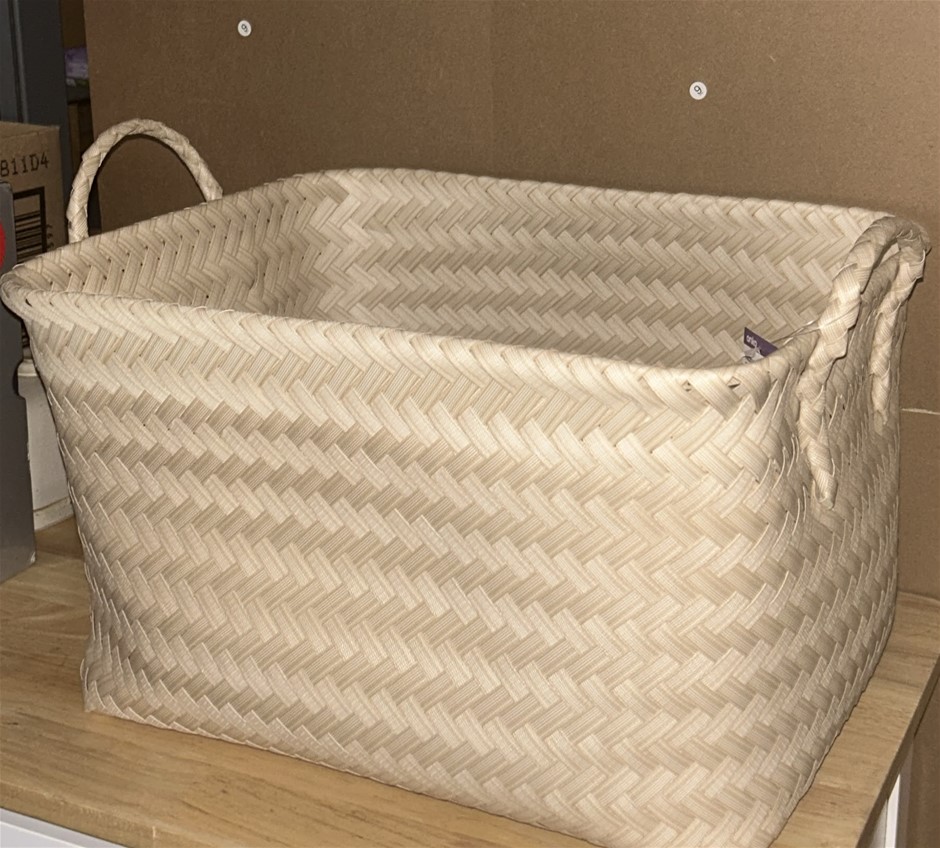 Weave Design Rectangle Basket