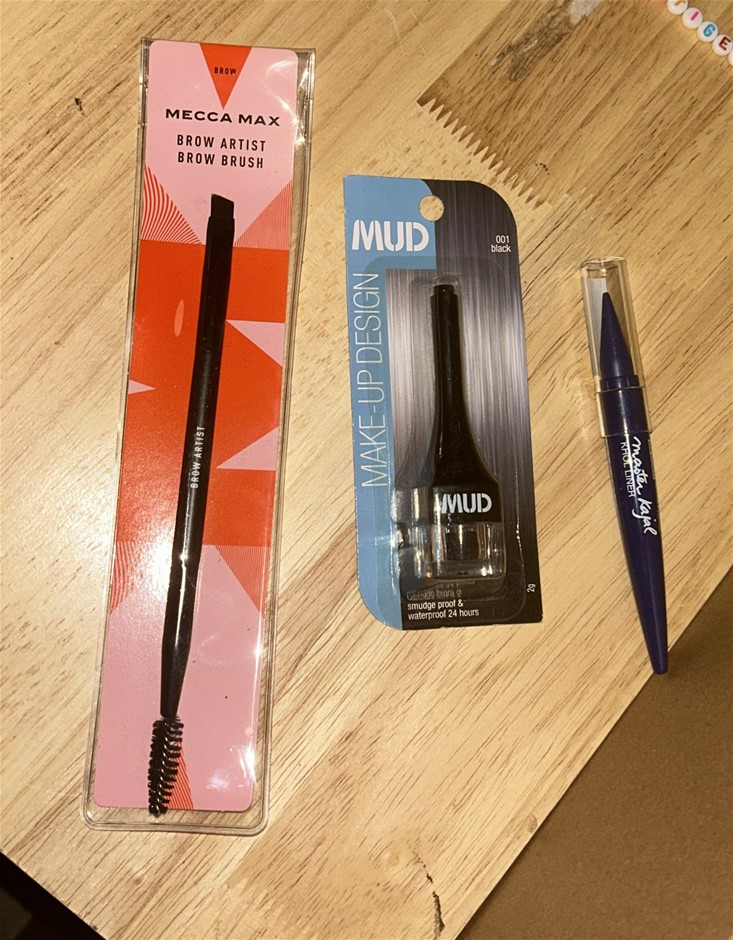 3x Branded Makeup Products