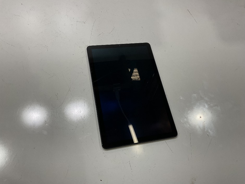 <p>SAMSUNG GALAXY TAB S4 SM-T835</p>