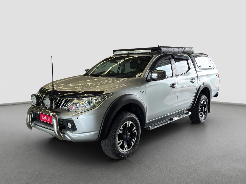 2015 Mitsubishi Triton Exceed Diesel
