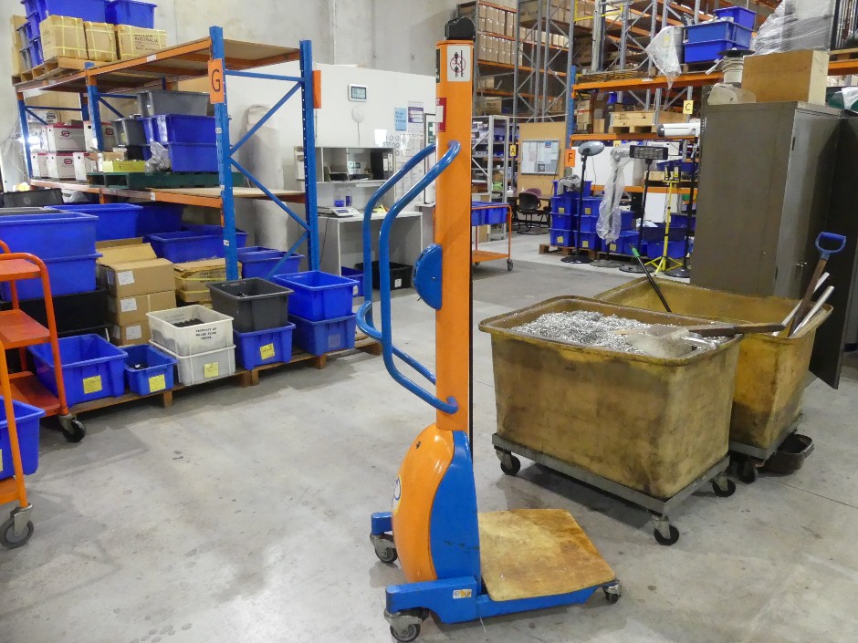<p>Pacific Hoist Mobile Parts Jig Lifter</p>
