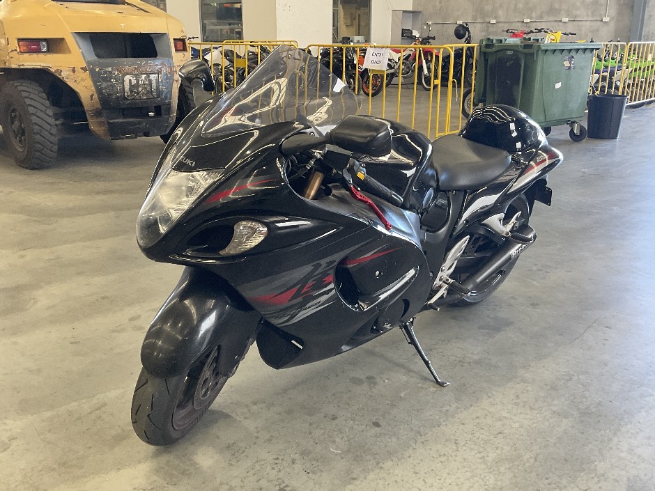 <p>2011 SUZUKI HAYABUSA GSX1300R  Petrol</p>