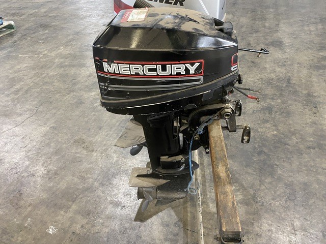<p>Mercury Outboard Motor</p>