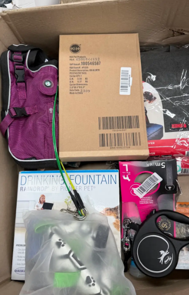 Assorted Box of Pet Items. NB: Items may not be in original packaging and m