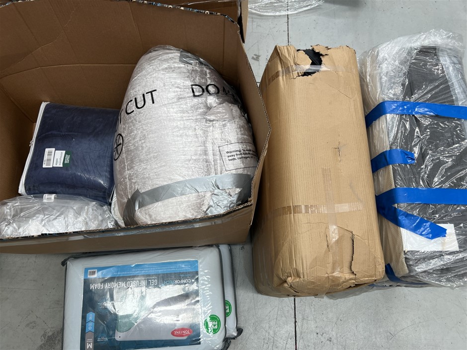 8 x Assorted Bedding Products; Incl. Pillow, Foam Mattress, Quilts & More.