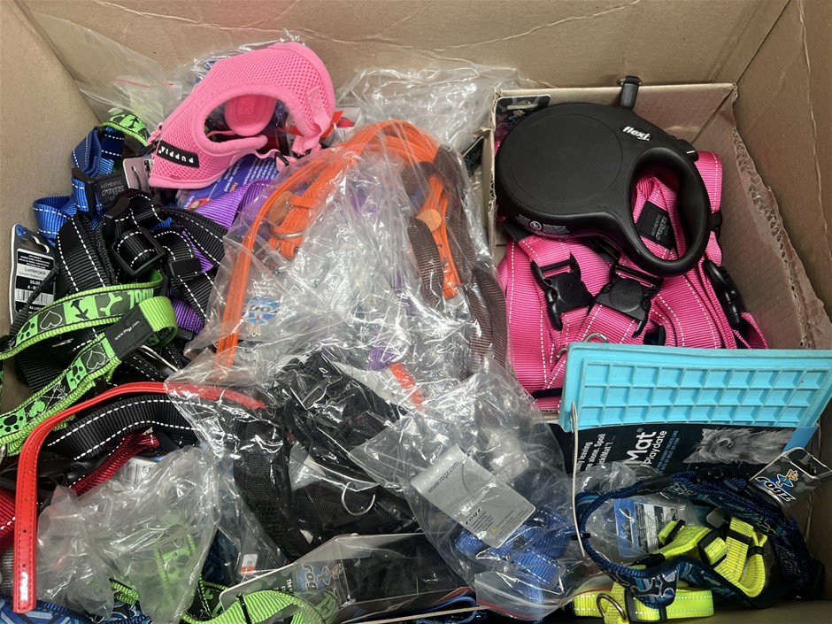 15 x Assorted Dog Collars & Harnesses. NB: Photo as is. Some Not in Origina