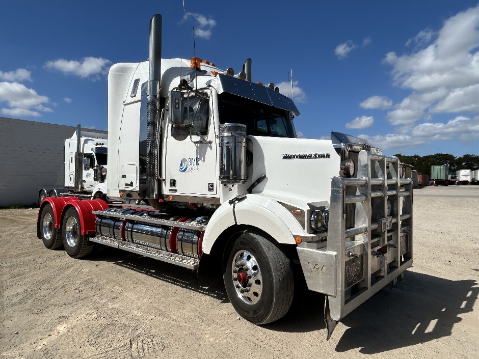 <p>2021 Western Star 4864 Series 6x4 Prime Mover Truck</p>