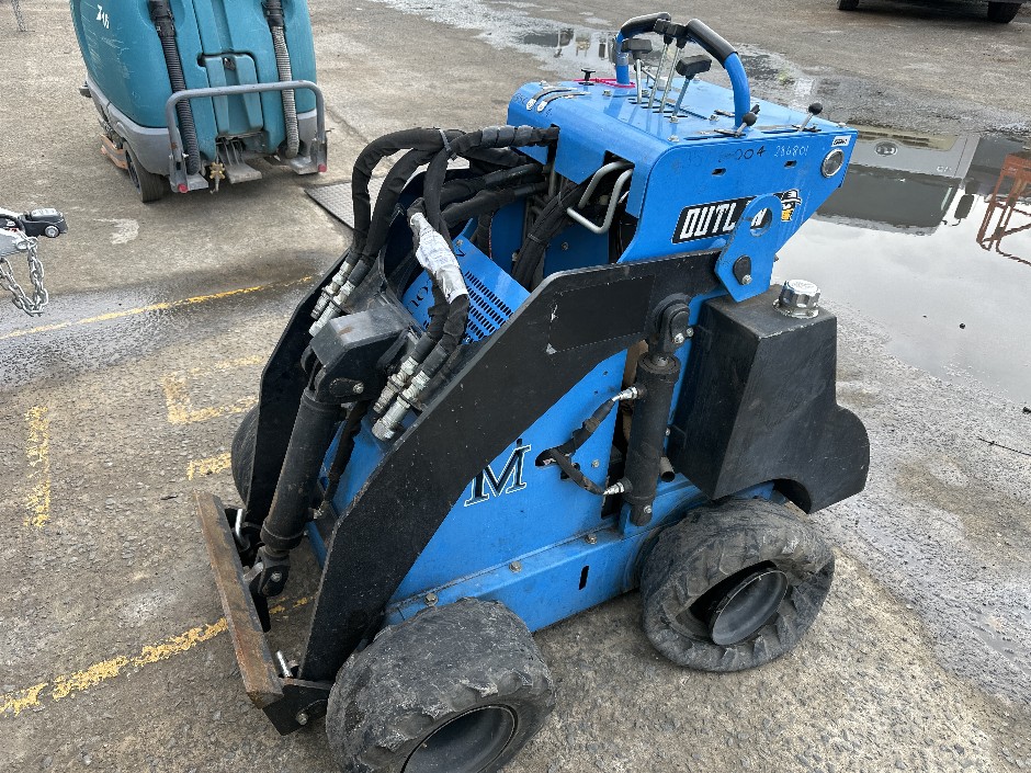 <p>2020 Outlaw Mini Loader</p>