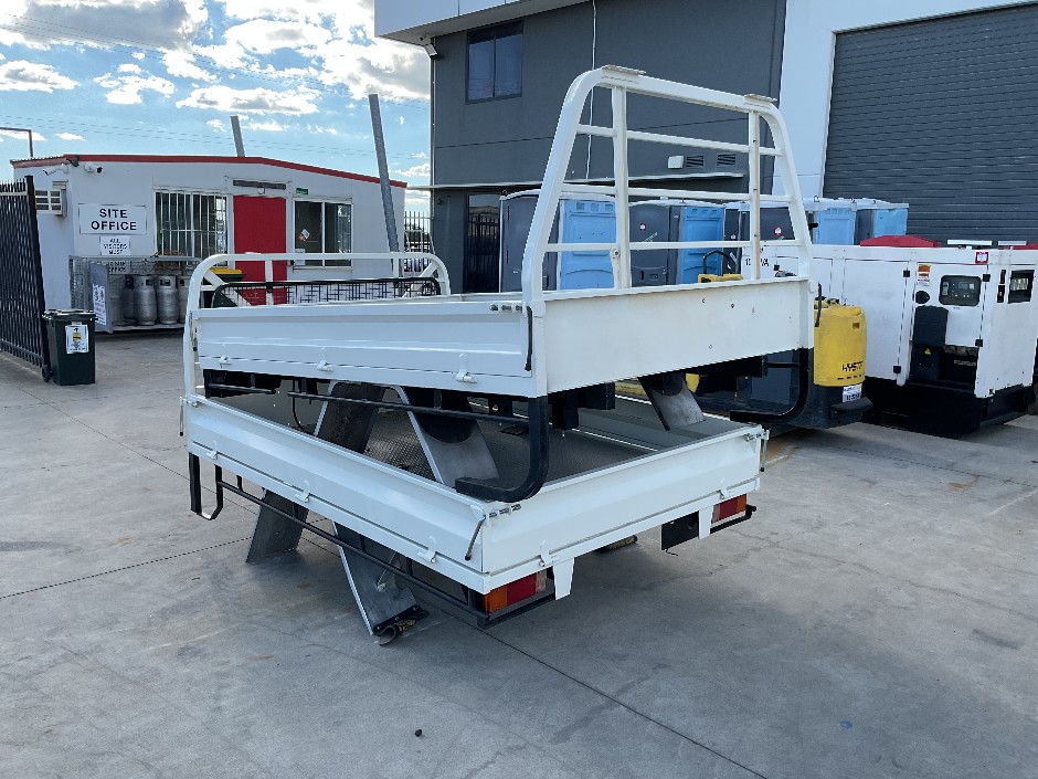<p>x2 Ute Trays</p>