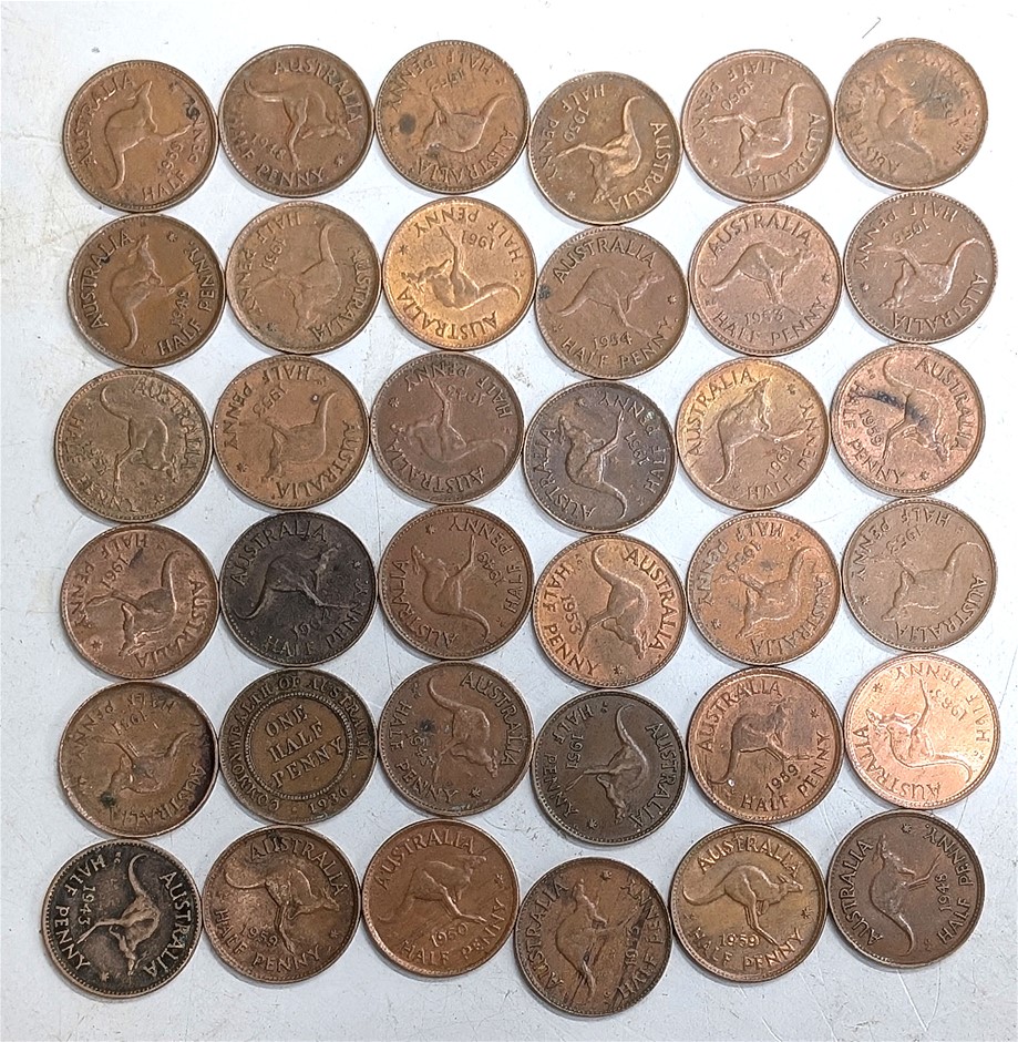 Coin collection of 3 dozen old AUSTRALIA Half Penny Coins