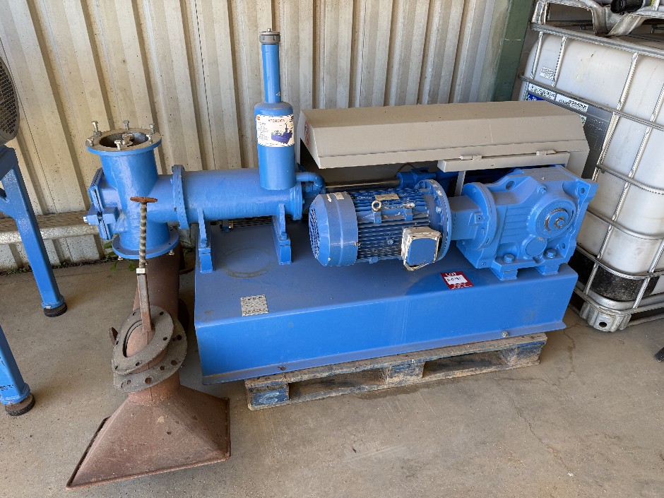 6 Inch Piston Pump Assembly (Used For Removing Waste)