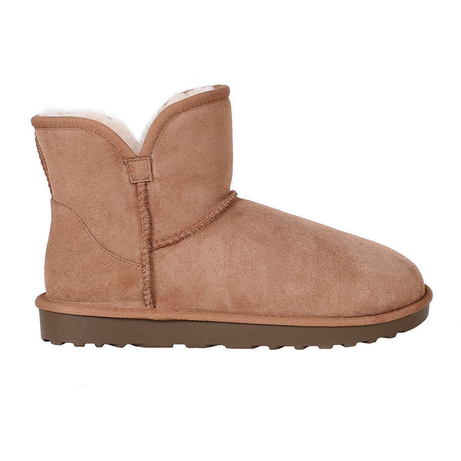 SIGNATURE Women's Shearling Boots, Size US 7, Chestnut.