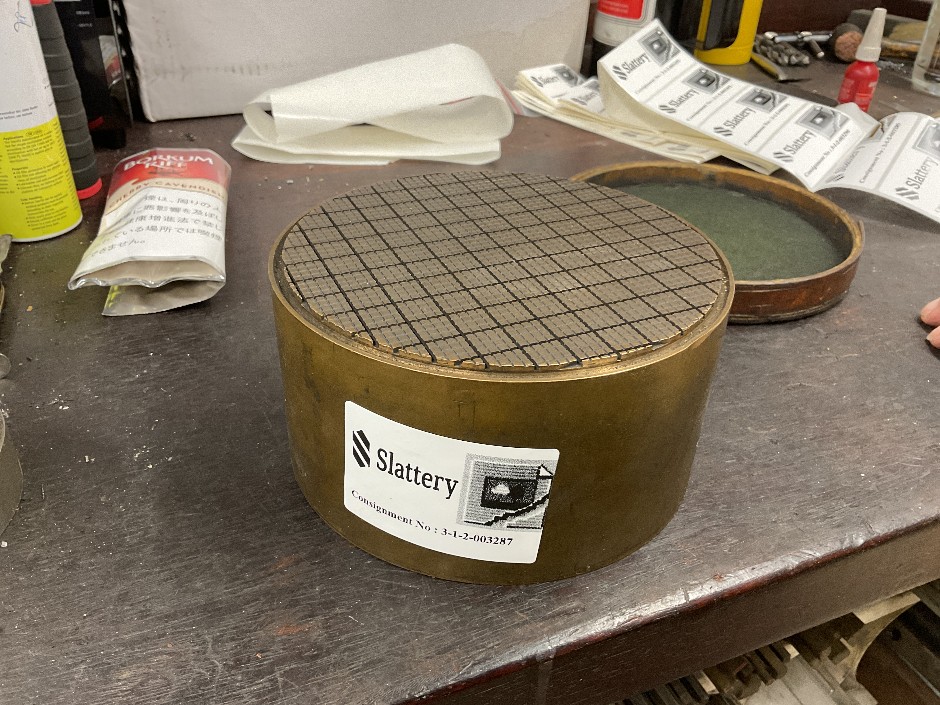 <p>Lapping Block</p>